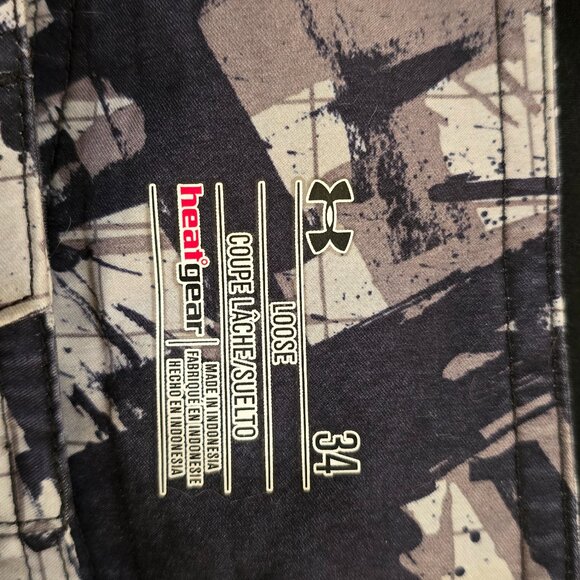 2 Pairs of Men's Board Shorts - Picture 3 of 9